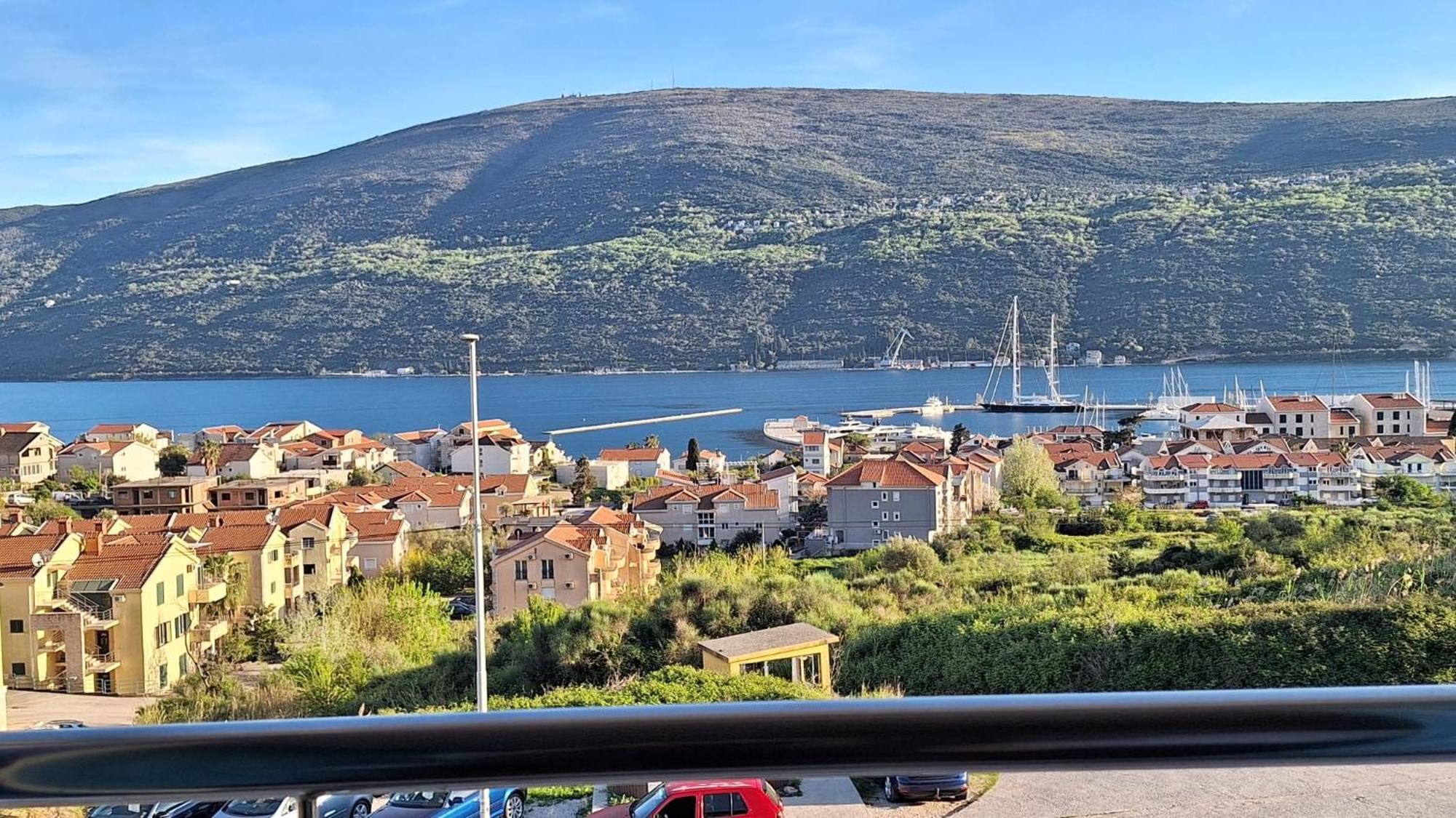 Villa Sea-N-Sun, 7 Bedrooms & Pool, Nearby Portonovi Marina. Дженовичи Экстерьер фото