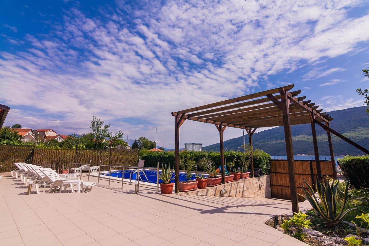 Villa Sea-N-Sun, 7 Bedrooms & Pool, Nearby Portonovi Marina. Дженовичи Экстерьер фото